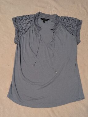 Ralph Lauren Dusty Blue Crochet Shoulder Tie V-Neck Top Size Petite Medium